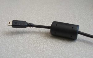 Home 21 USB Cable_end with ferrite bead