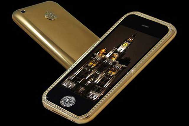 Top-10-Most-Expensisive-Mobile-phones-in-the-world--Supreme-Goldstriker-iPhone