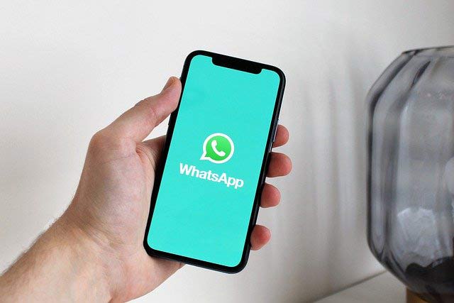 Transfer WhatsApp messages from android to iPhone